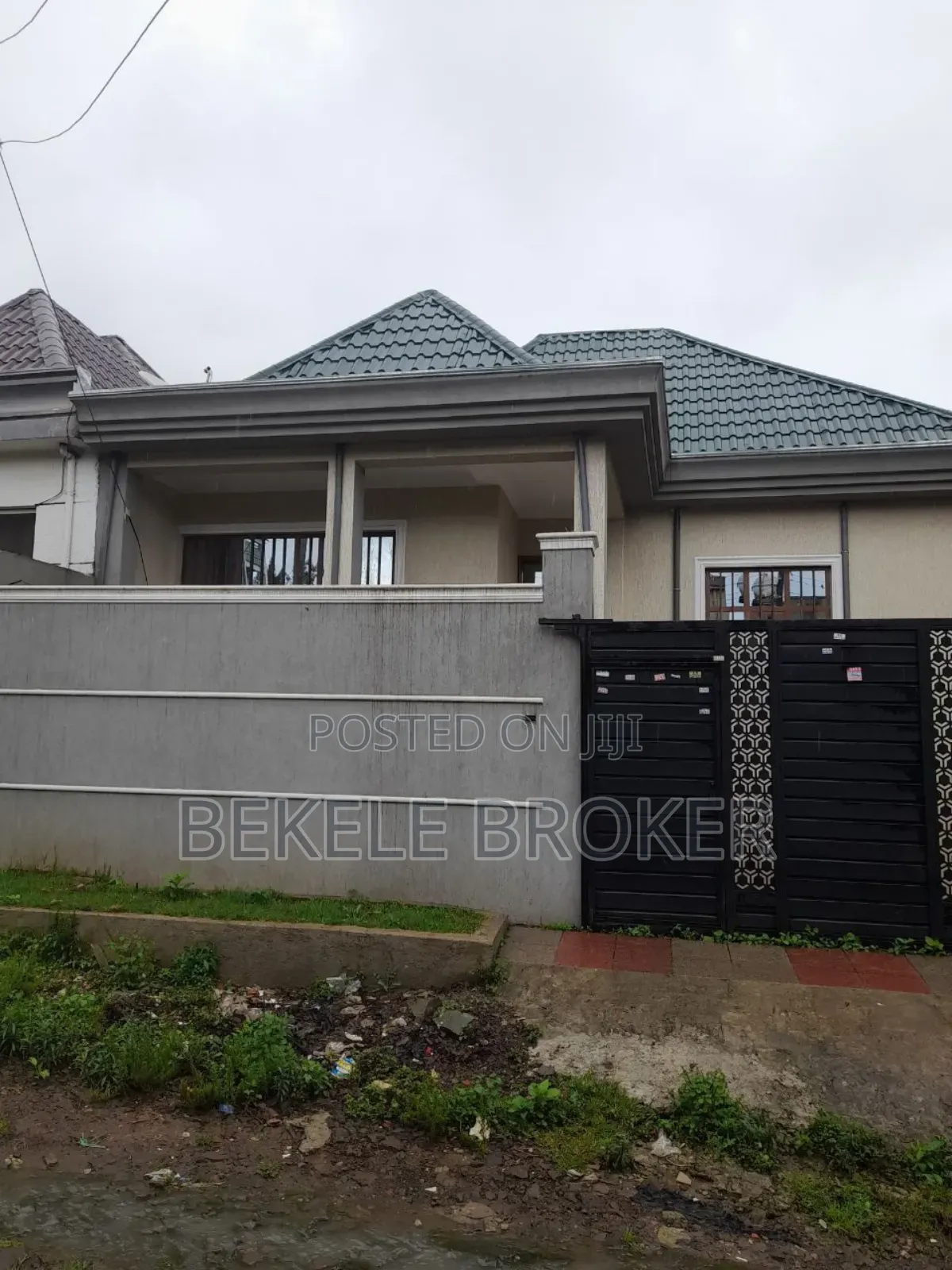 4bdrm Villa in Villa, Bole for sale