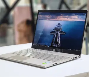 New Laptop HP Pavilion 15 8GB Intel Core I7 SSD 512GB