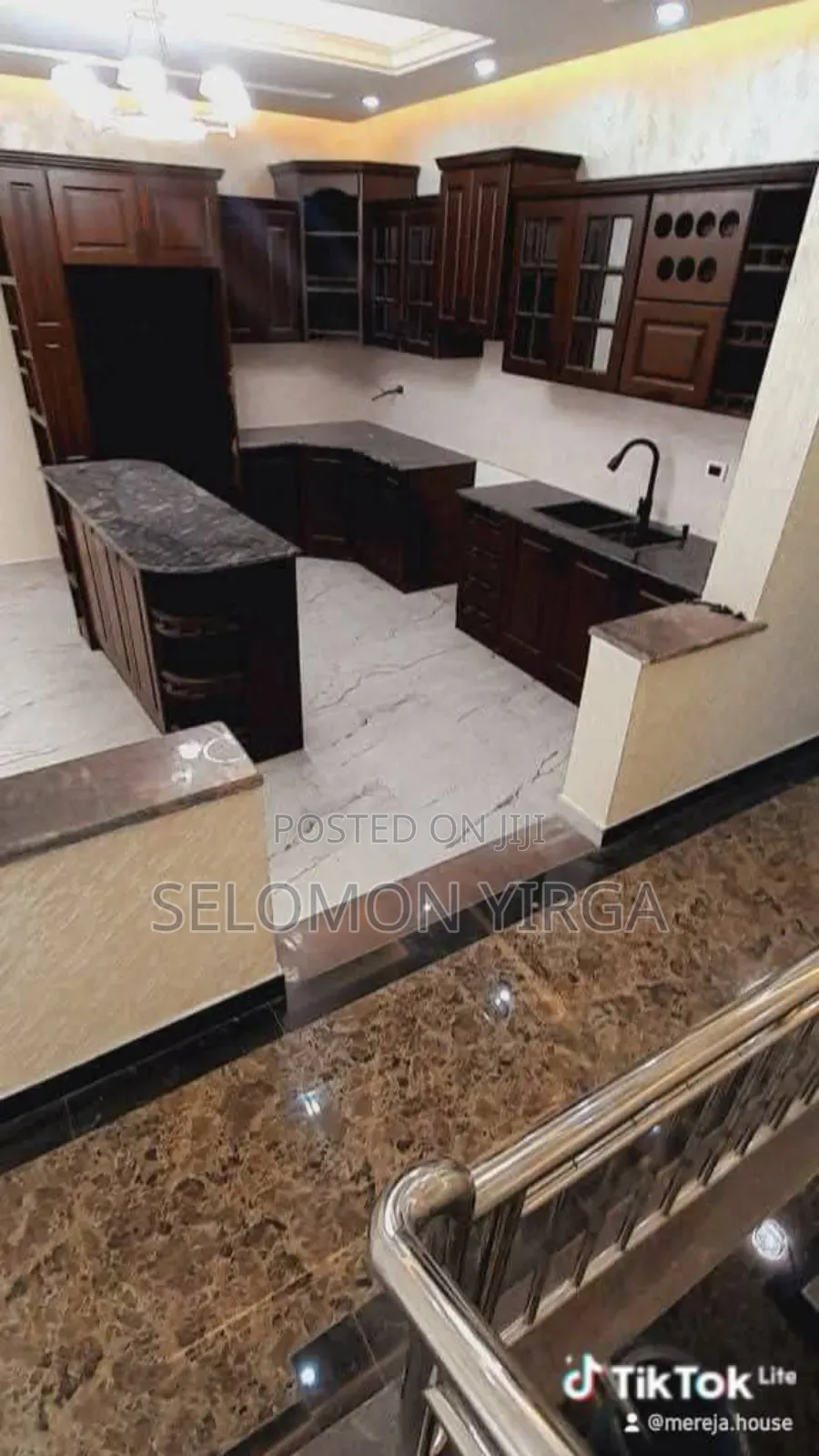 7bdrm Farm House in Adis Ababa, Bole for sale