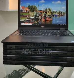 Photo - New Laptop Dell Precision 15 3520 16GB Intel Core I7 SSD 512GB