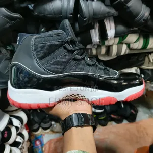 Jordan 11 Classic Style