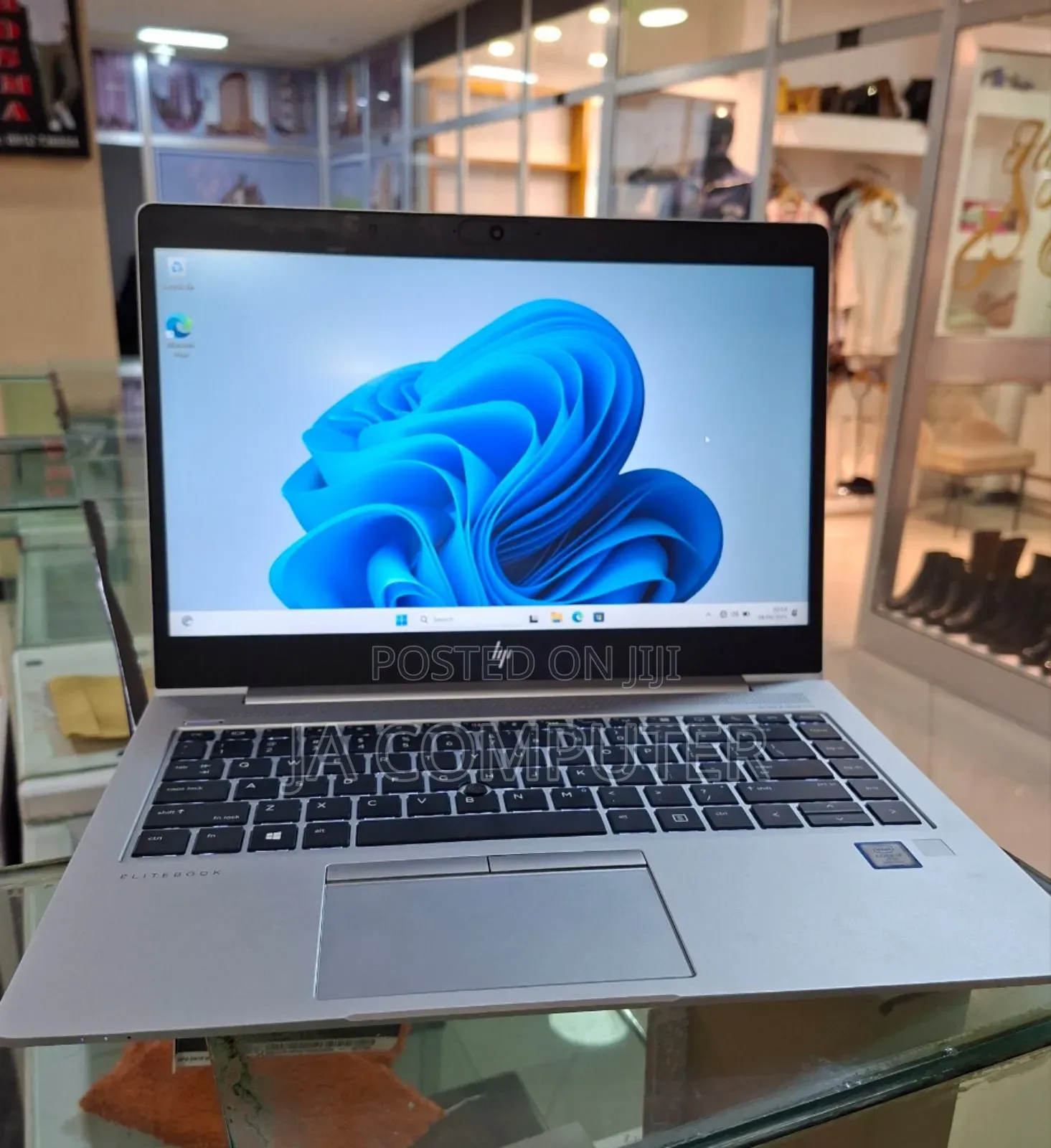 New Laptop HP EliteBook 840 G6 16GB Intel Core I7 SSD 512GB