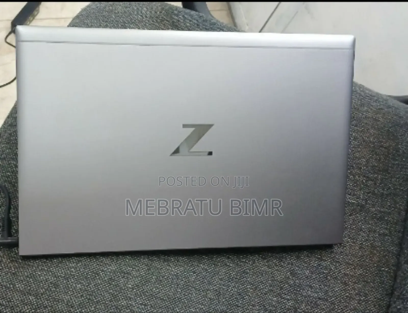 New Laptop HP ZBook Firefly G8 16GB Intel Core I7 SSD 512GB