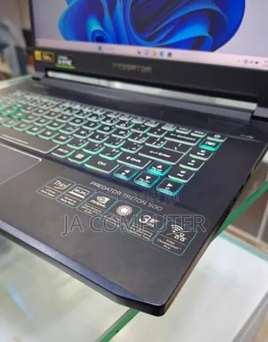 New Laptop Acer Predator Helios 300 16GB Intel Core I7 SSD 512GB