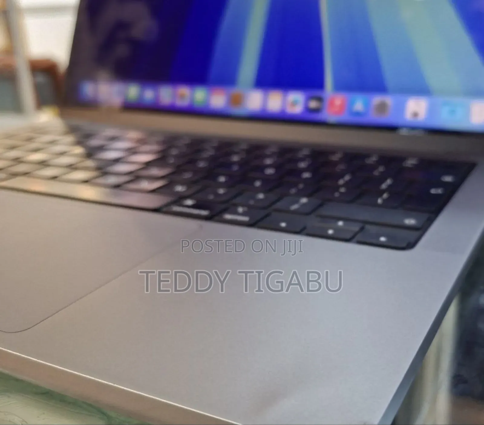 New Laptop Apple MacBook Pro 2021 M1 16GB Apple M1 SSD 512GB