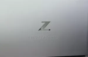 New Laptop HP ZBook Firefly G8 16GB Intel Core I7 SSD 512GB