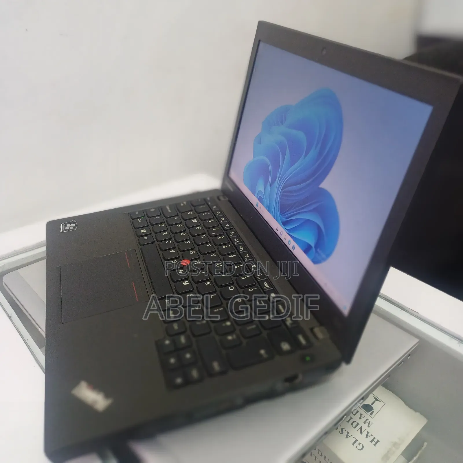 New Laptop Lenovo ThinkPad X240 4GB Intel Core I5 SSD 500GB