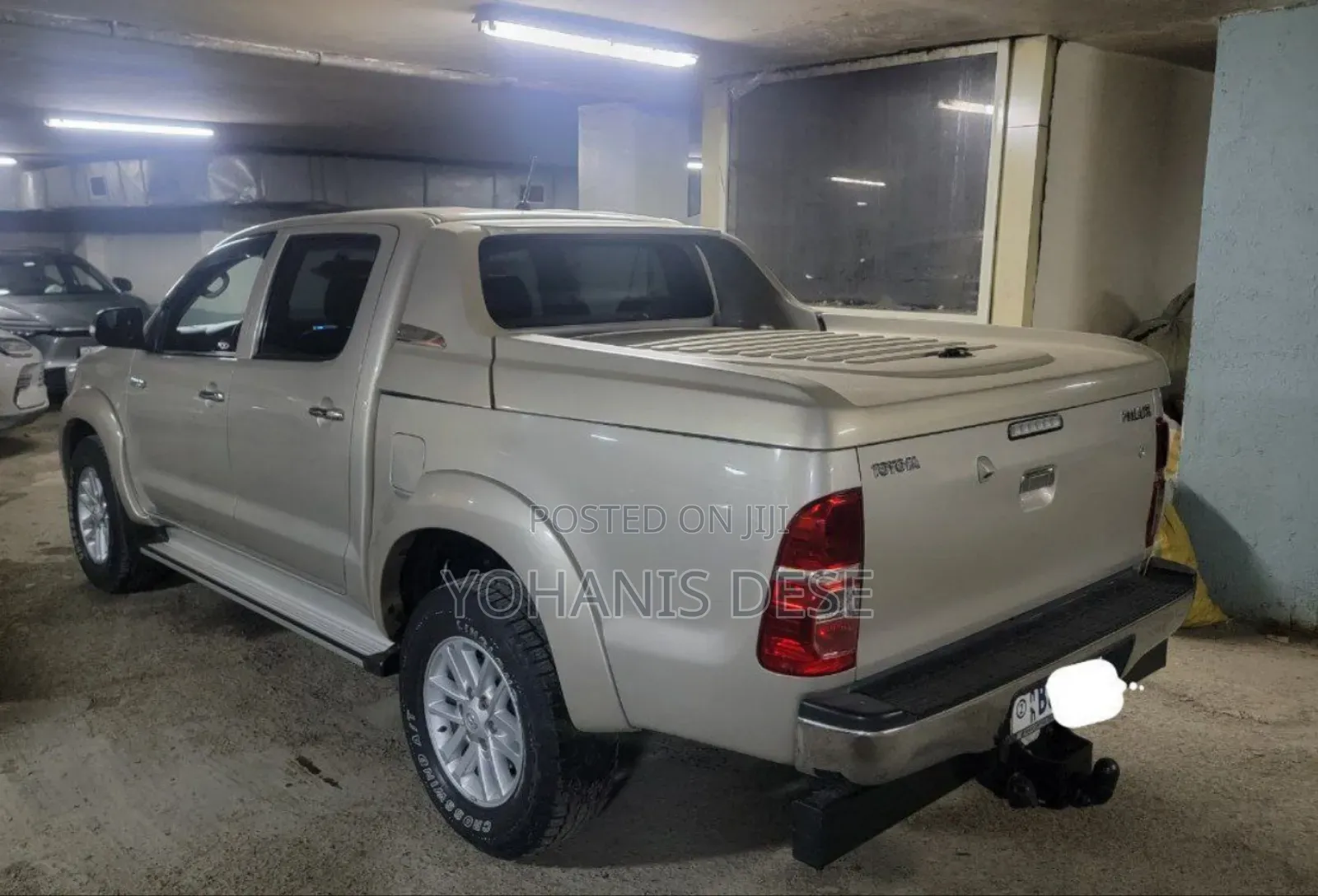 Toyota Hilux 2015 Gray