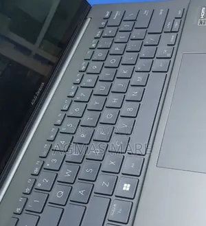 New Laptop Asus Zenbook 14 UX434 16GB Intel Core Ultra 7 SSD 1T