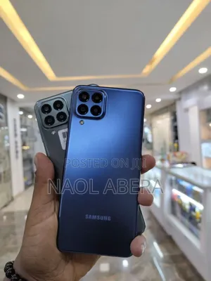 New Samsung Galaxy M33 5G 128 GB Black