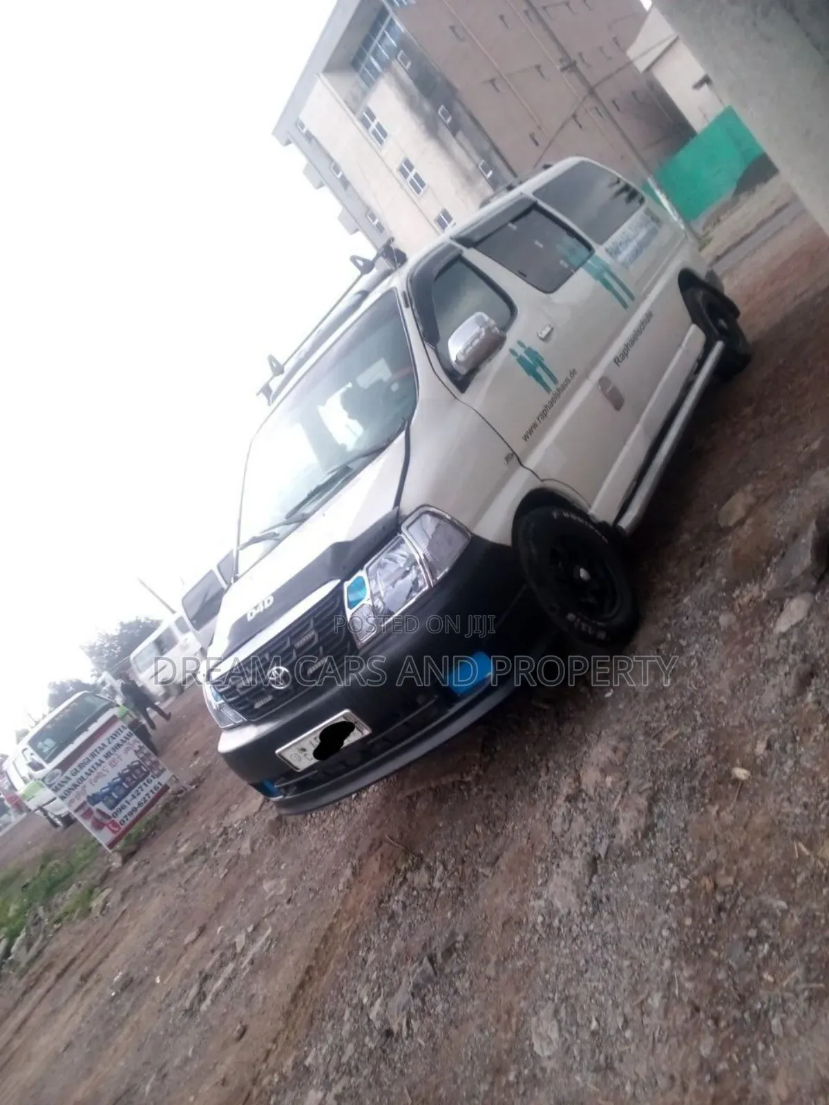 Toyota HiAce 2008 White