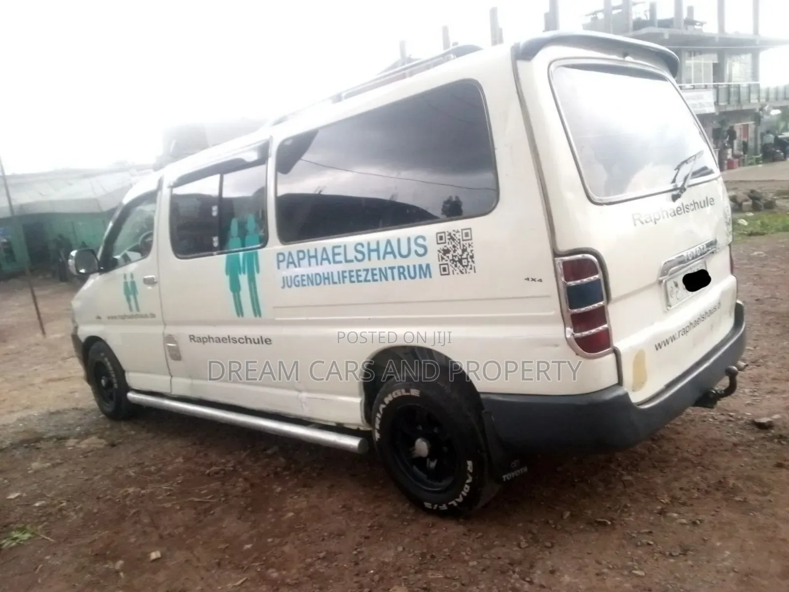 Toyota HiAce 2008 White