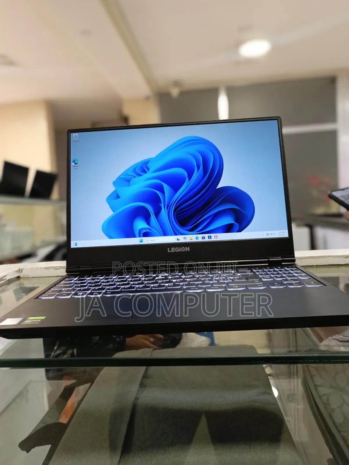 New Laptop Lenovo Legion 5 16GB Intel Core I7 SSHD (Hybrid) 1.5T