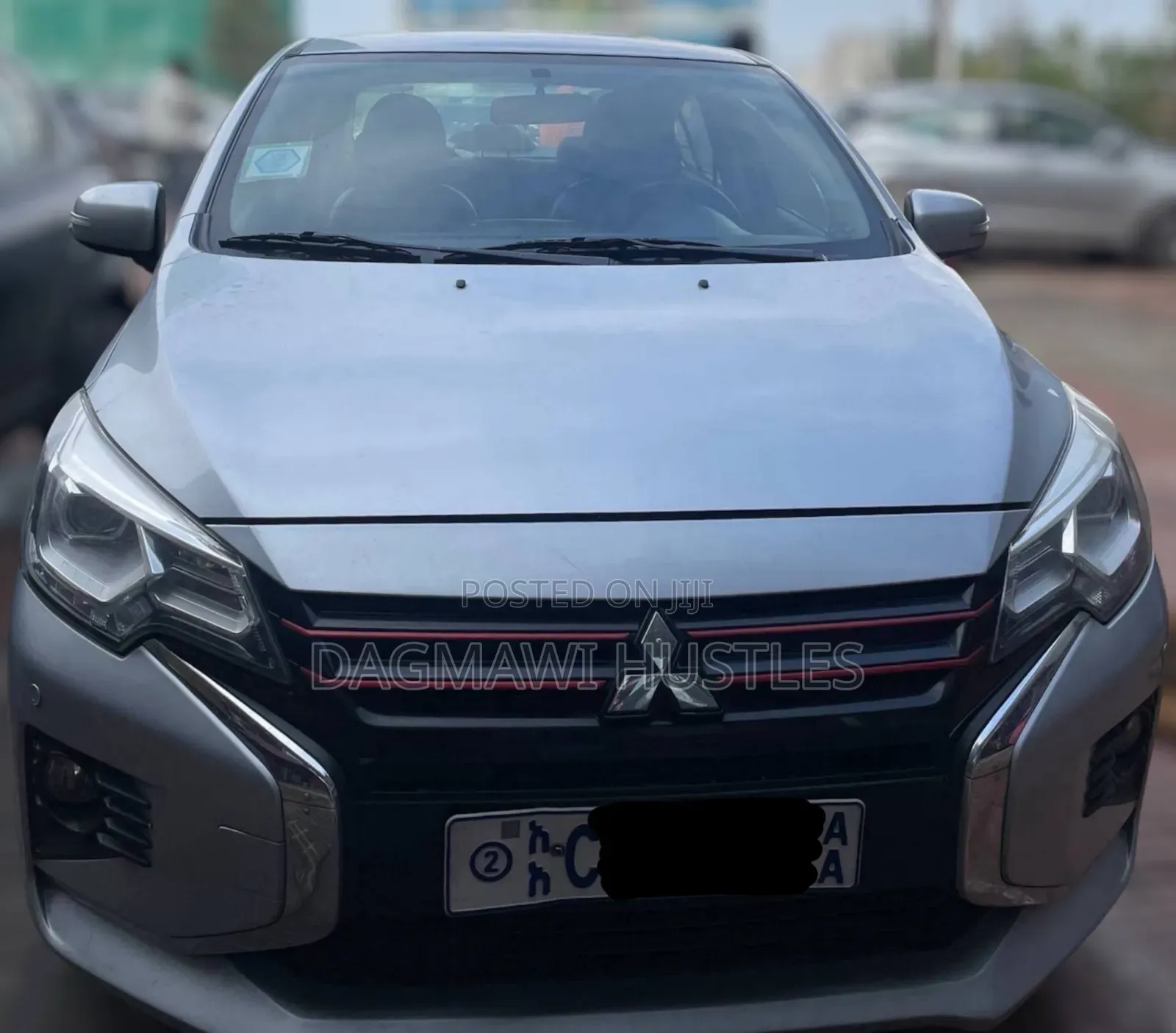 Mitsubishi Attrage 2022 Silver