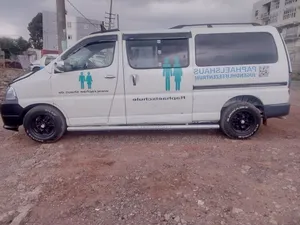 Toyota HiAce 2008 White