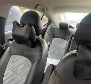 Mitsubishi Attrage 2022 Silver