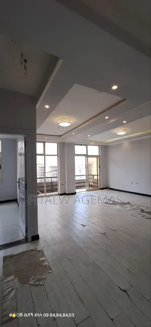 Furnished 3bdrm Condo in 40/60 Condominium, Yeka for sale