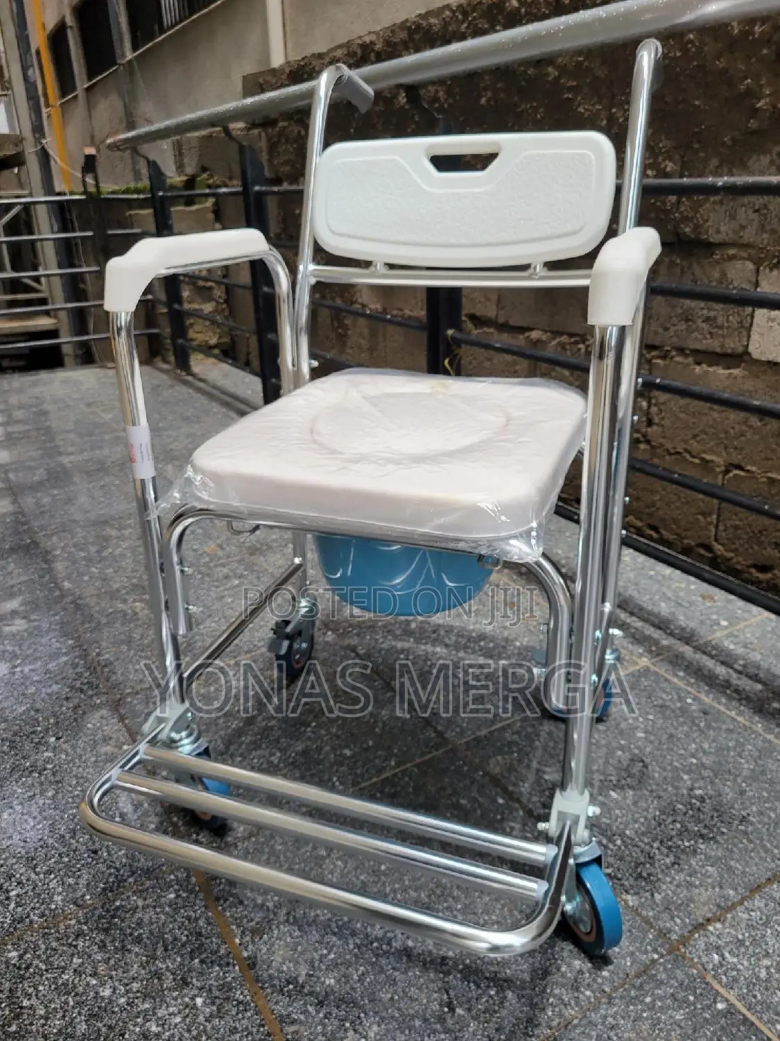 Multifunctional Commode Chair鏊脂toilet Chairو፭built- Nonrest