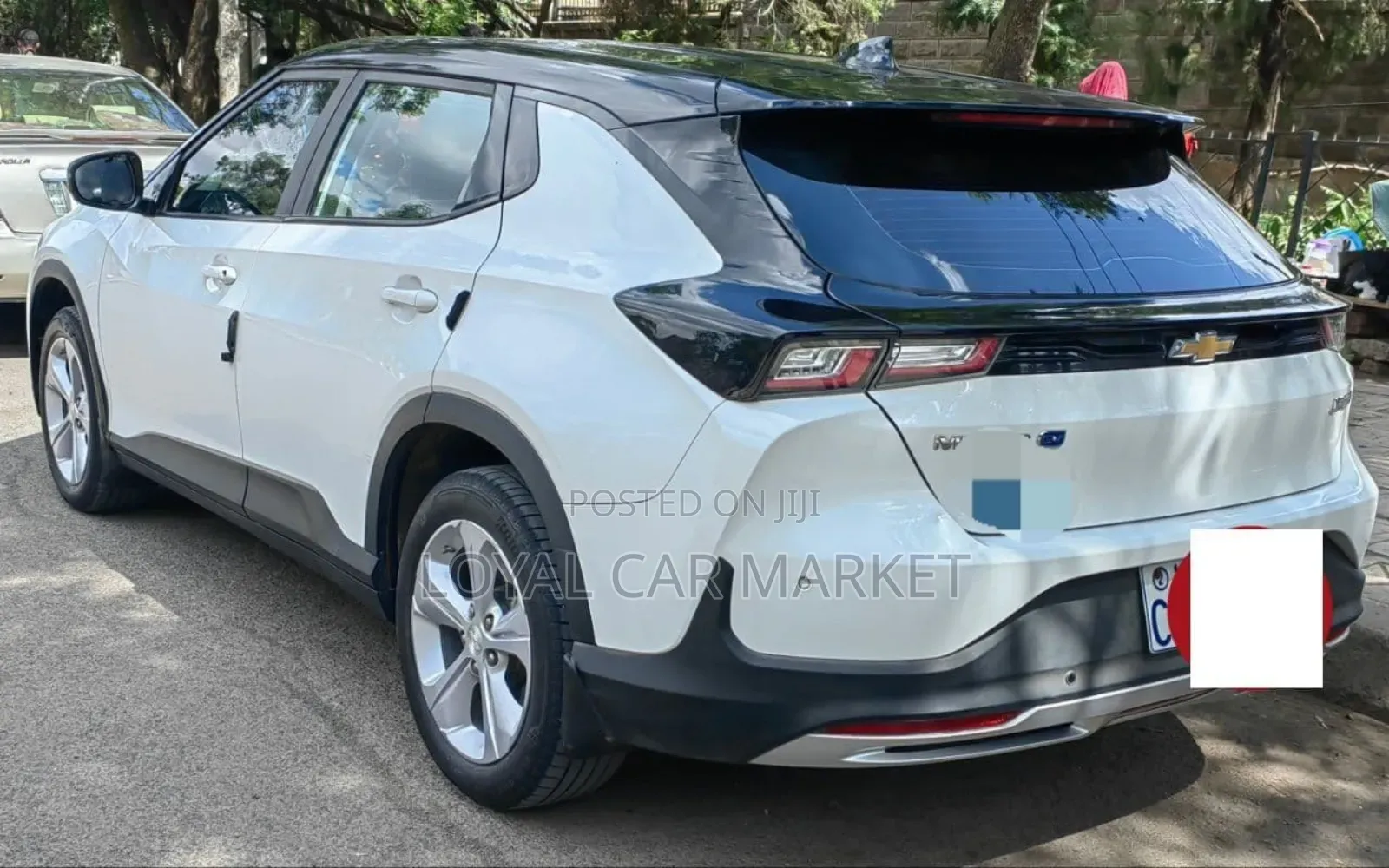 Chevrolet Menlo 61.1 kWh FWD 2023 White