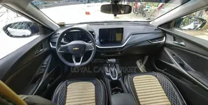 Chevrolet Menlo 61.1 kWh FWD 2023 White