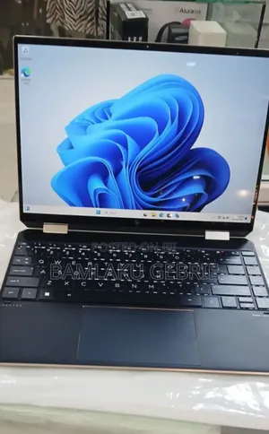 New Laptop HP Spectre X360 32GB Intel Core I7 SSD 1T