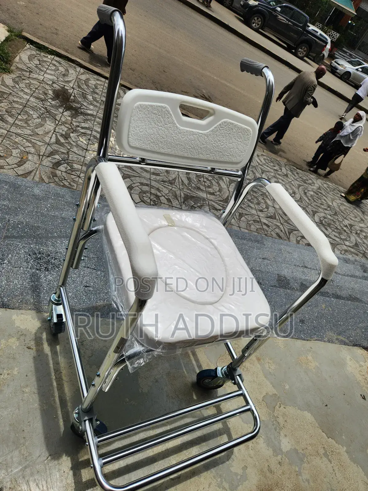 Commode Wheelchair去玩commode Wheelchair腔裏commode Wheelchair