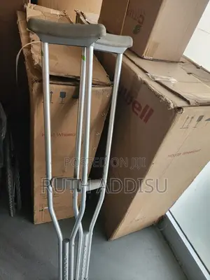 Axillary Bilateral Crutches重新axillary Bilateral Crutches