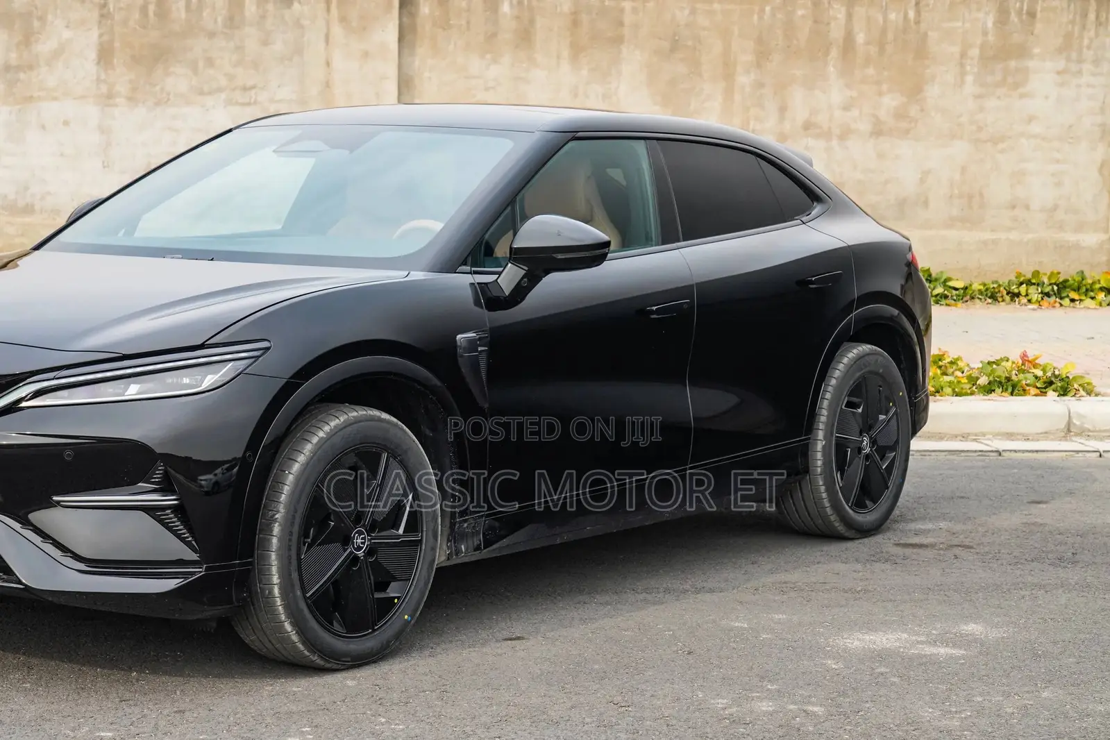 New BYD Song L DM-i 2025 Black