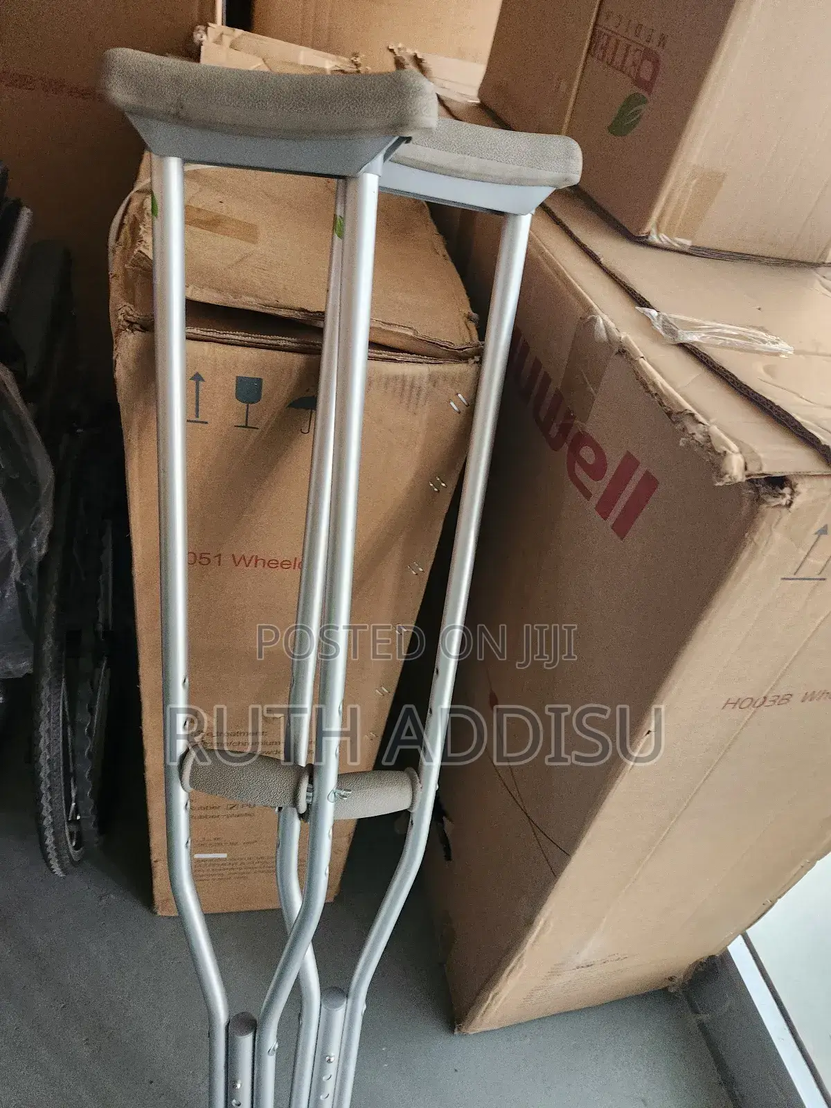 Crutches段子axillary Crutches腕骨bilateral Crutches重點crutches