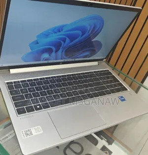 Photo - New Laptop HP ProBook 430 16GB Intel Core I5 SSD 512GB