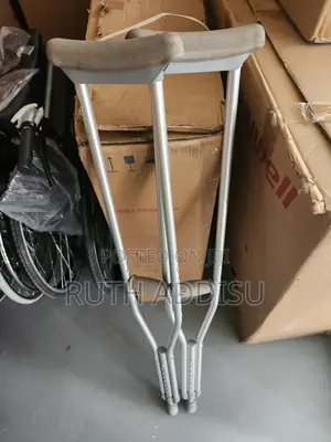 Axillary Bilateral Crutches管制axillary Crutches朱紅axillary New