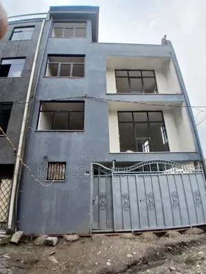 Photo - 6bdrm House in አዲስ አበባ, Nifas Silk-Lafto for sale