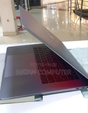 New Laptop Apple MacBook Pro 2016 16GB Intel Core I7 SSD 512GB