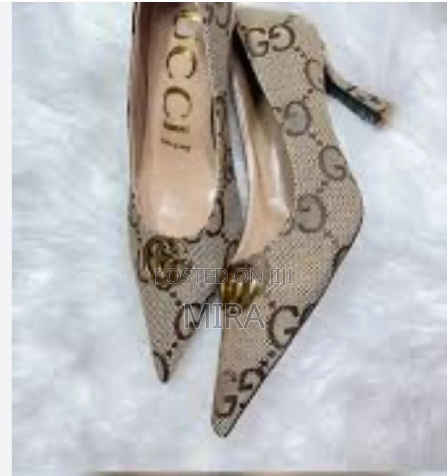 Guess Pointed Shoe
