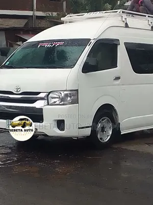 Photo - Toyota HiAce 2017 White