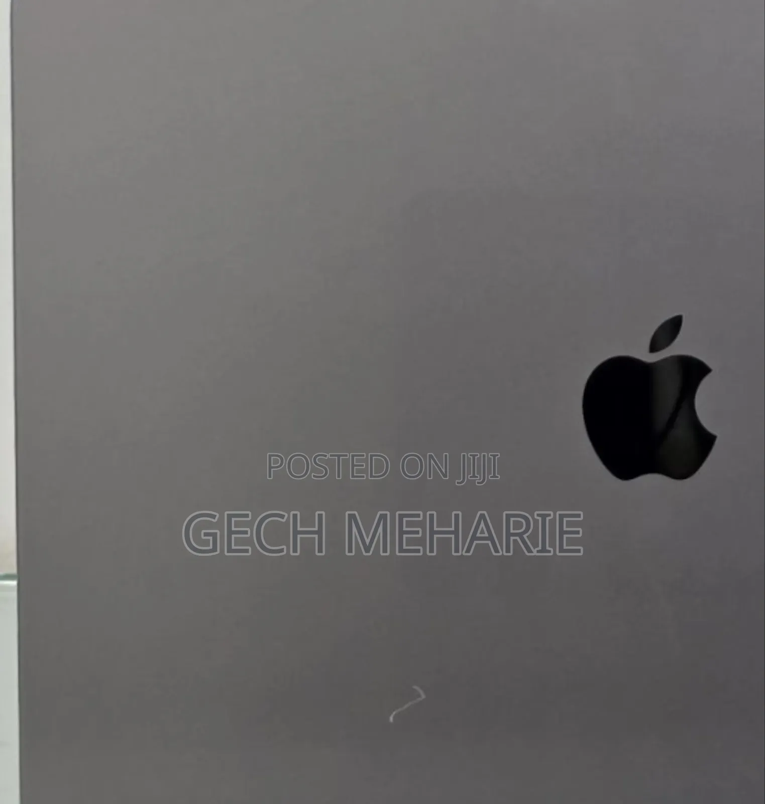 New Laptop Apple MacBook Pro 2022 M2 16GB Apple M2 SSD 512GB