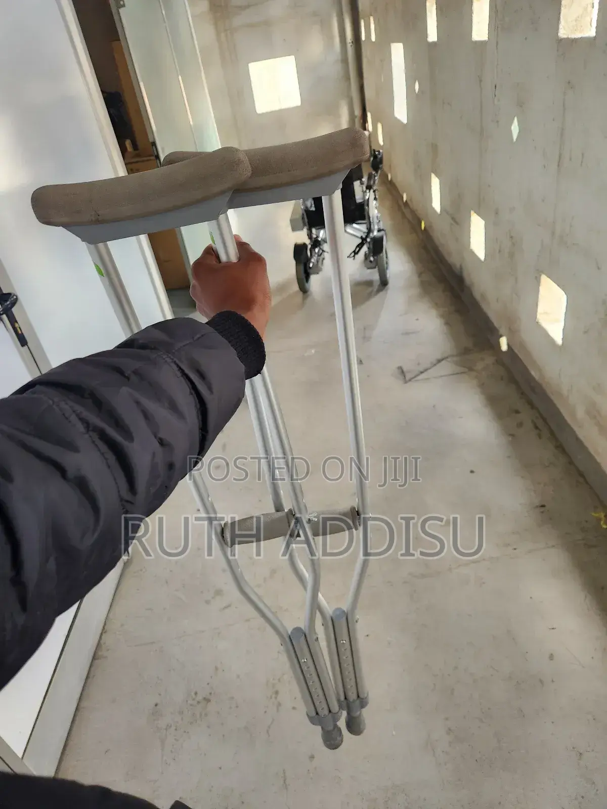 Axillary Bilateral Crutches段落medical Crutches吞食crutches New