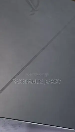 New Laptop Asus ROG Strix G15 32GB Intel Core i9 SSD 1T