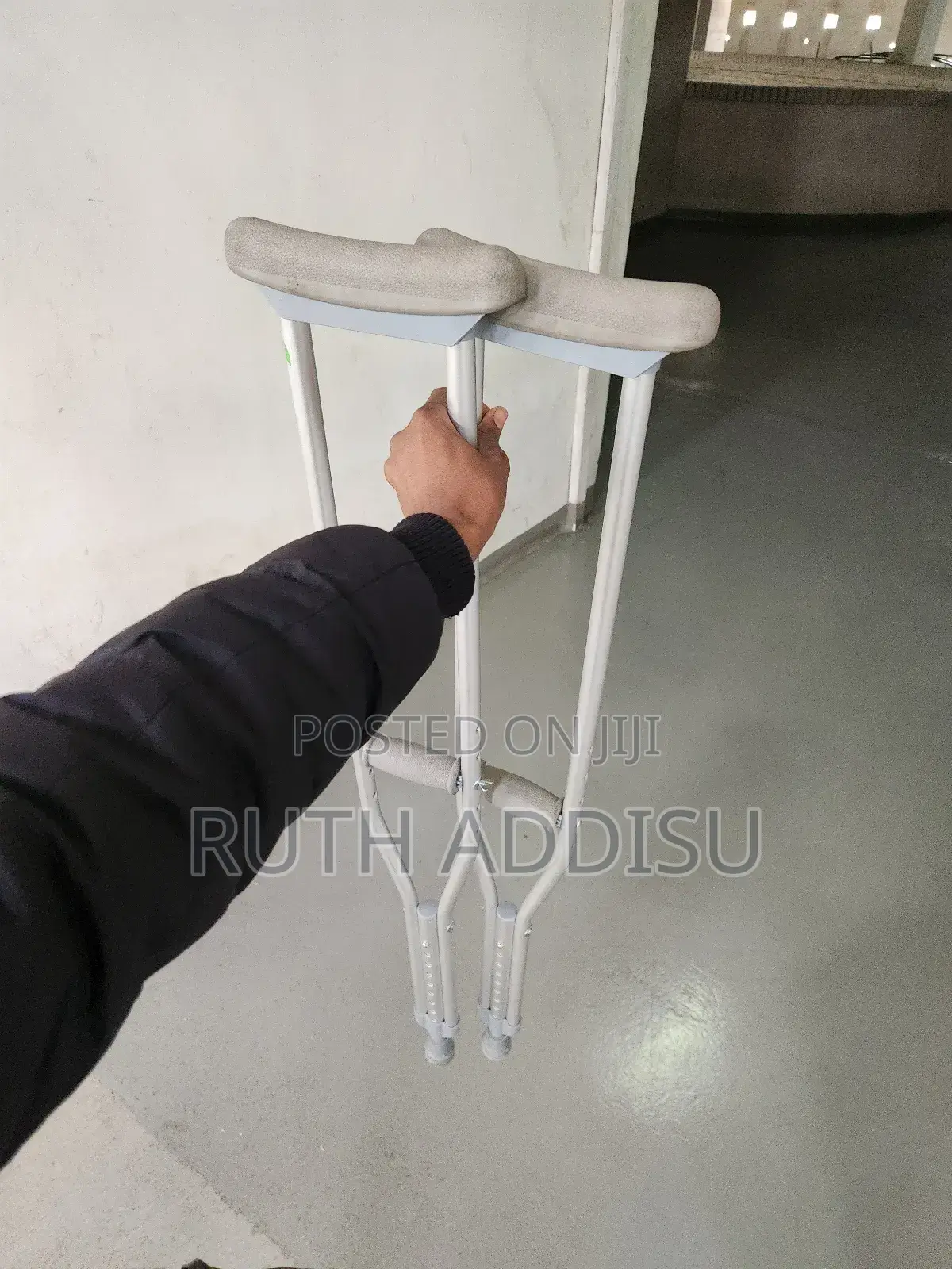 Axillary Bilateral Crutches管道axillary Crutches朱紅medical New