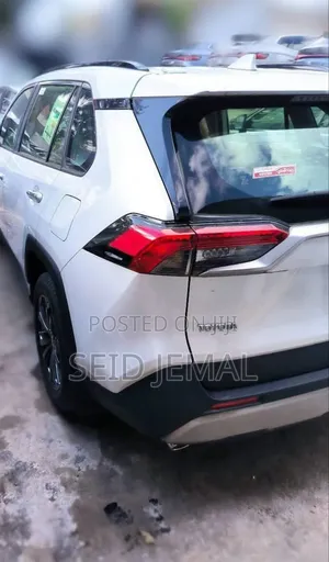 New Toyota RAV4 2023 White