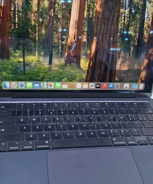 New Laptop Apple MacBook Air 2022 M2 8GB Intel Core i7 SSD 256GB