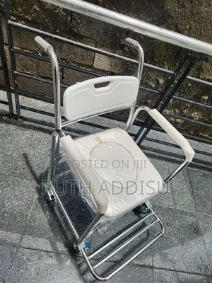 Wheelchair朱諾commode Wheelchair爪牙commode Wheelchair朱紅commode