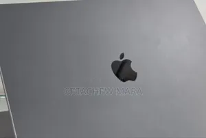 New Laptop Apple MacBook Pro M1 16GB Intel Core I5 SSD 512GB