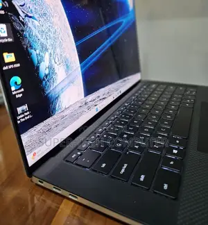New Laptop Dell XPS 15 32GB Intel Core I7 SSD 512GB
