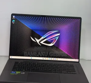 New Laptop Asus ROG Zephyrus G16 16GB Intel Core I7 SSD 512GB