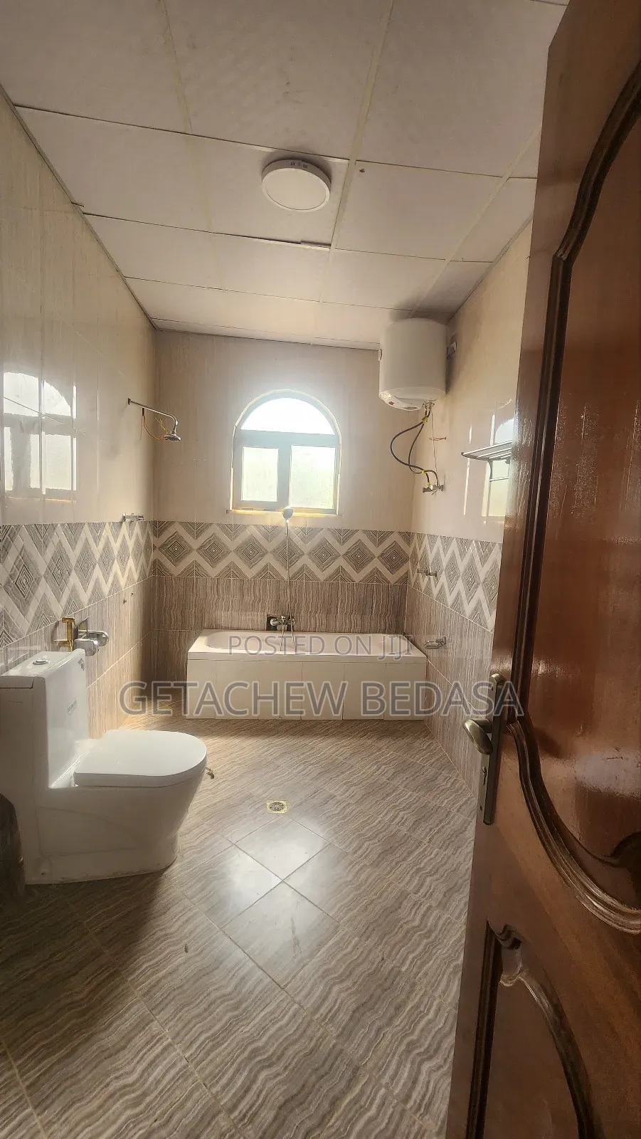 Furnished 10bdrm House in Kefiyalewu, Oromia-Finfinne for sale