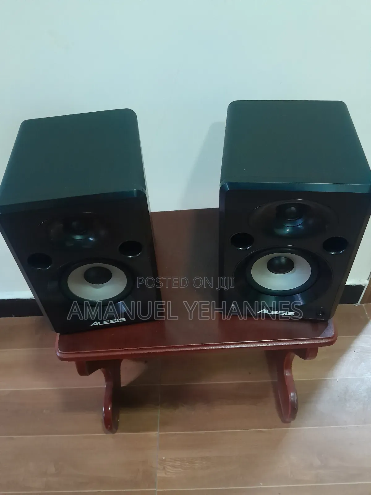 Alesis Elevate 5 Mkii Powered Studio Speaker.