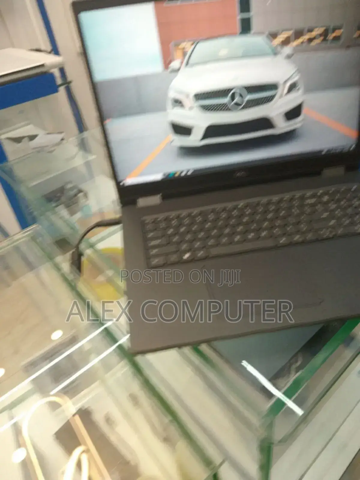 New Laptop Dell Precision 7780 32GB Intel Core I7 SSD 1T