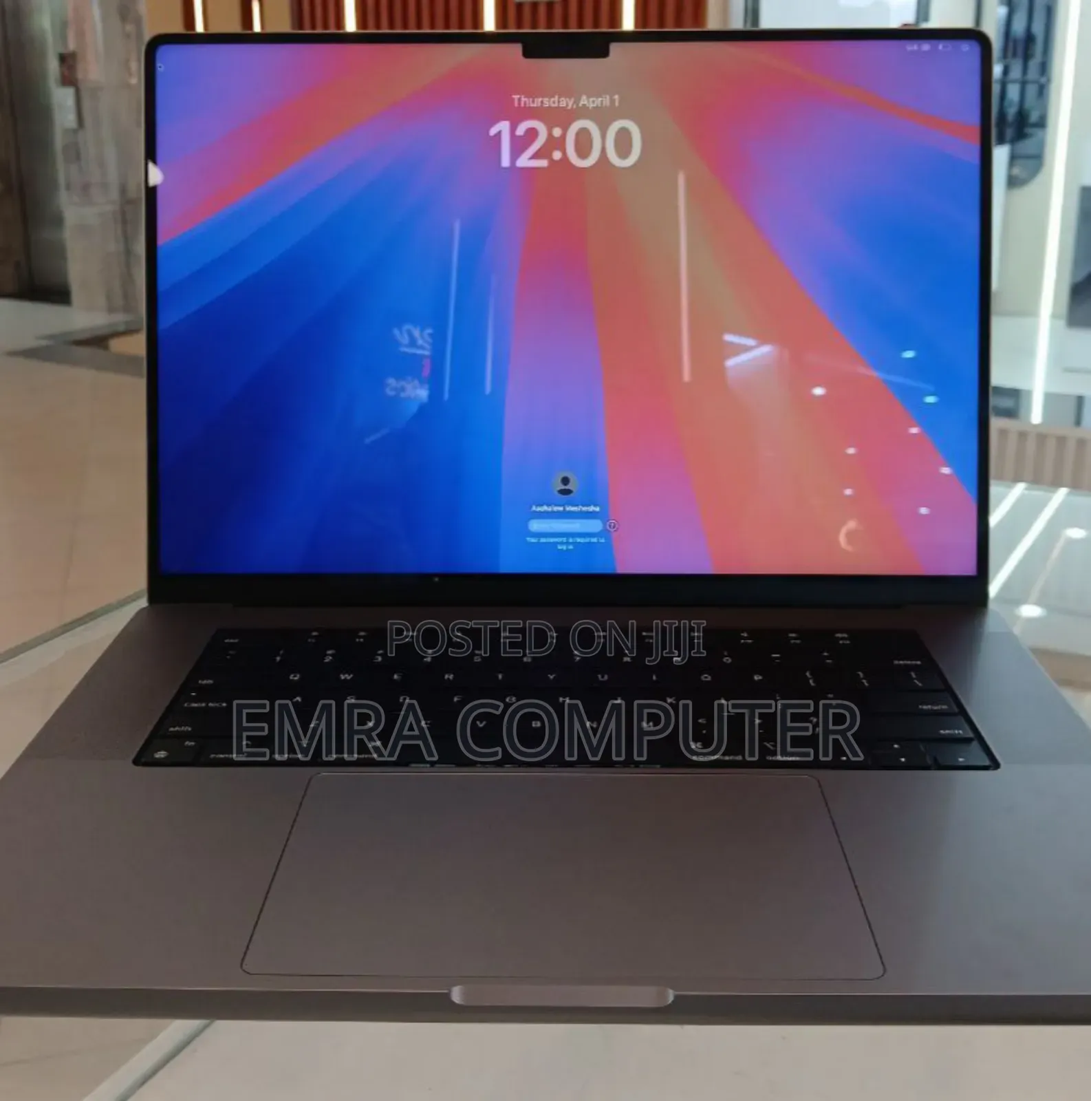 New Laptop Apple MacBook Pro M1 16GB Apple M1 Pro SSD 1T
