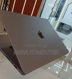 New Laptop Apple MacBook Pro M1 16GB Apple M1 Pro SSD 1T